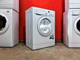 Стиральная машина Indesit